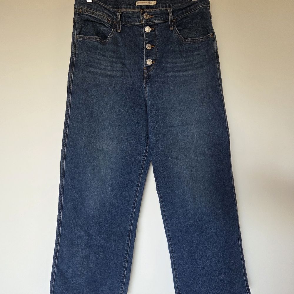 NWOT Levi’s Mile High Cropped Wide Leg Jeans
